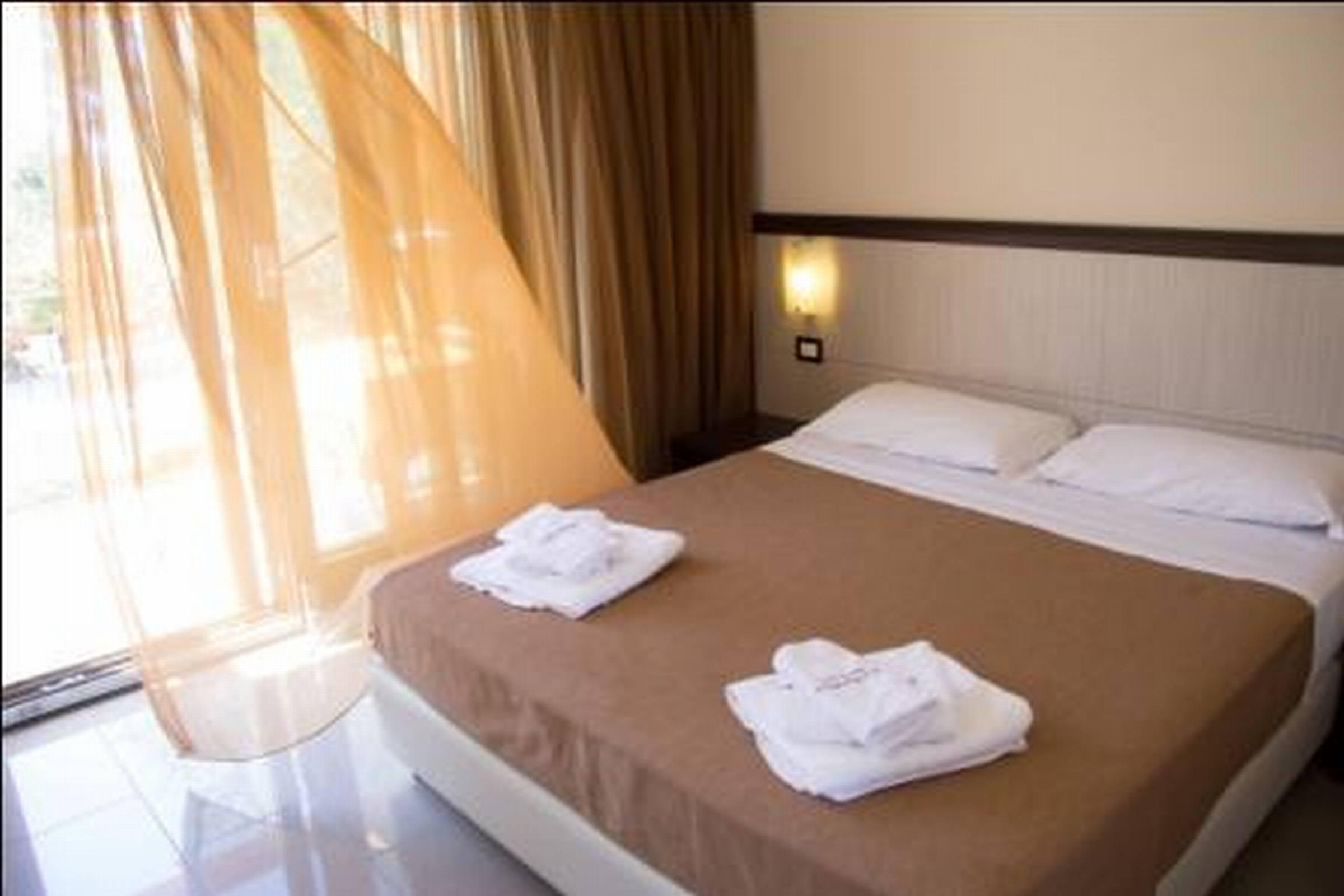 Park Hotel Cilento Marina di Camerota Exterior photo