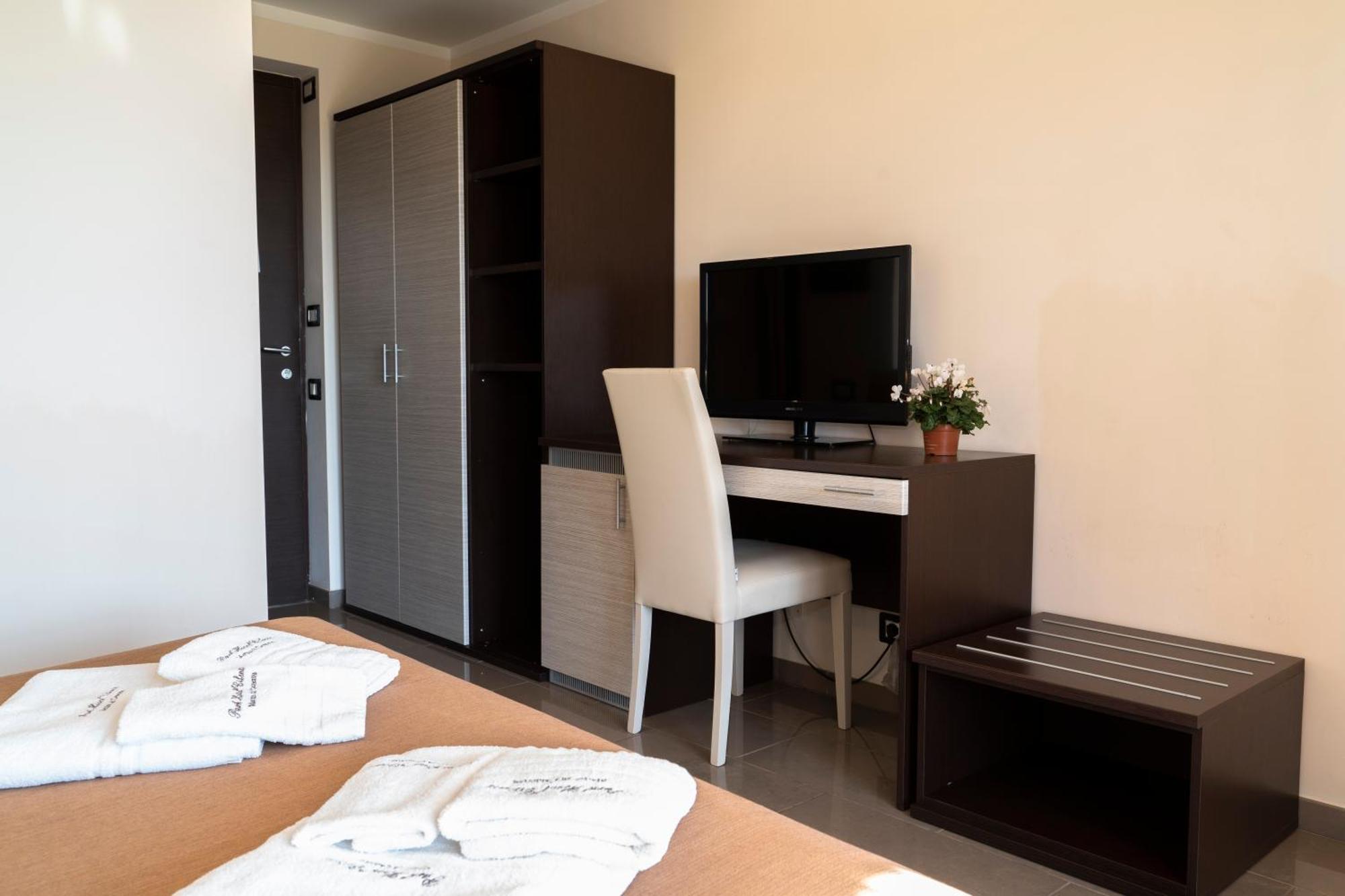 Park Hotel Cilento Marina di Camerota Exterior photo