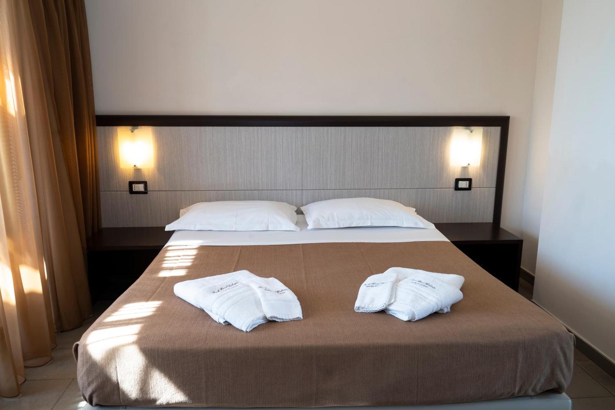 Park Hotel Cilento Marina di Camerota Exterior photo
